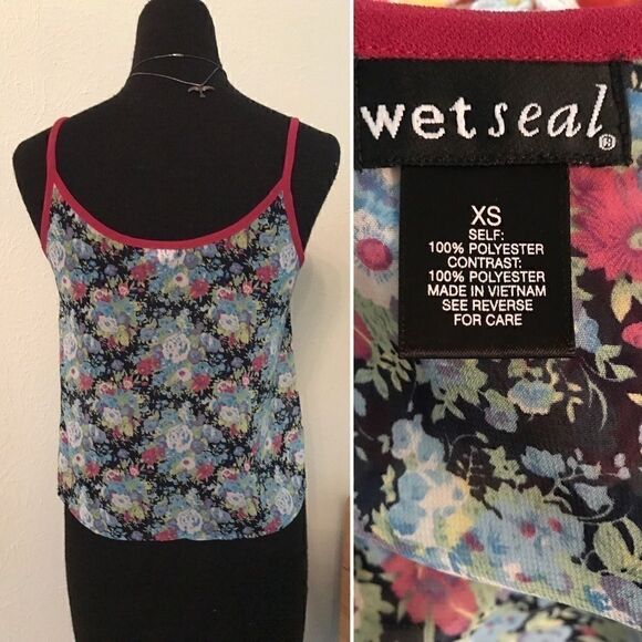 Floral button down tank with front tie - Picture 2 of 2